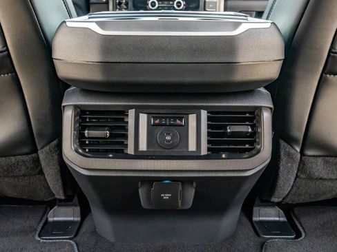 Used 2025 Ford F150 Platinum AWD/4WD image 34