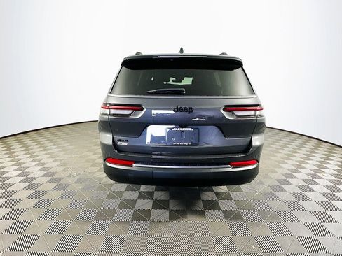 New 2026 Jeep Grand Cherokee L 4WD image 9