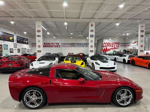 Used 2008 Chevrolet Corvette Coupe w/ Preferred Equipment Group RWD image 6