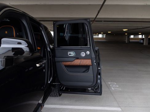 Used 2021 Rolls-Royce Cullinan image 39