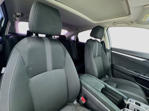 Used 2019 Honda Civic EX image 19