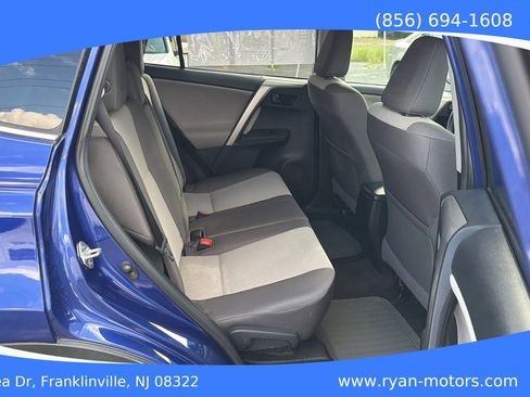 Used 2015 Toyota RAV4 LE AWD/4WD image 20