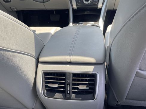 Used 2020 Acura TLX V6 SH-AWD image 23