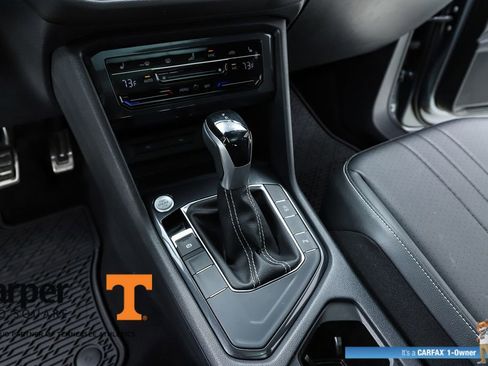 Used 2023 Volkswagen Tiguan SE R-Line image 24