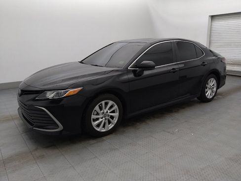 Used 2024 Toyota Camry LE image 2