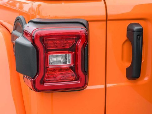 New 2025 Jeep Wrangler Unlimited Rubicon 392 image 7