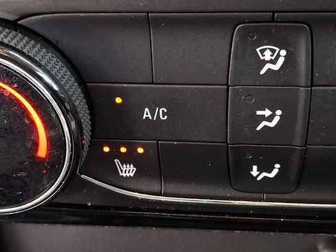 Used 2024 Buick Encore GX Sport Touring w/ Comfort Package FWD image 20