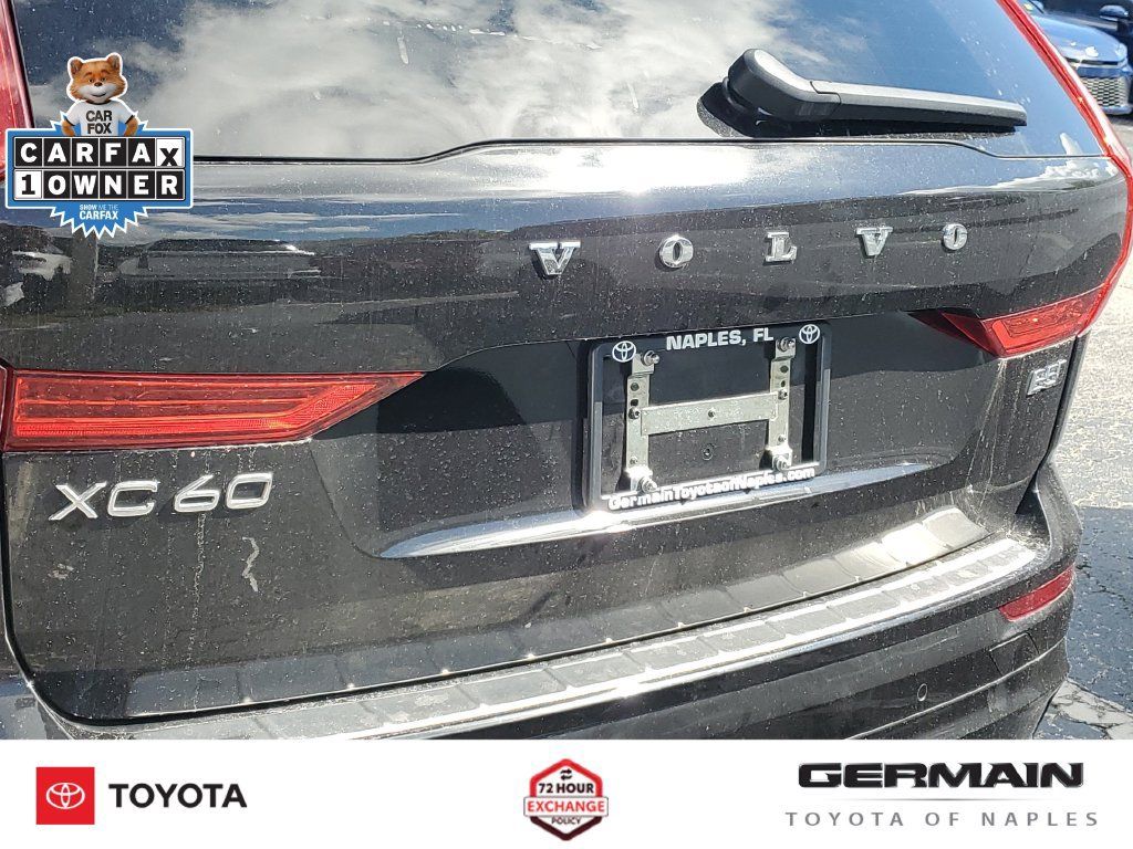 Used 2024 Volvo XC60 B5 Core w/ Protection Package Premier AWD/4WD image 17