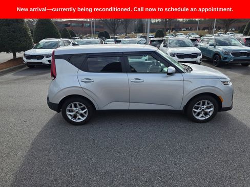 Used 2020 Kia Soul S image 6