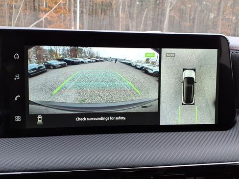 New 2026 Nissan Kicks SR w/ SR Premium Package image 13