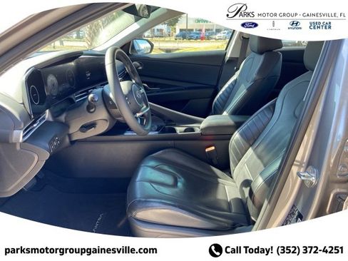 Certified 2023 Hyundai Elantra Limited image 11