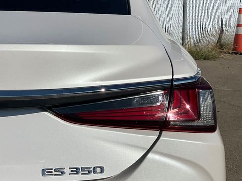 Used 2022 Lexus ES 350 w/ Premium Package FWD image 21