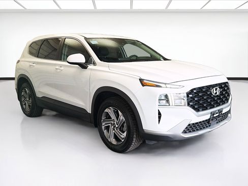 Used 2023 Hyundai Santa Fe SE FWD image 3