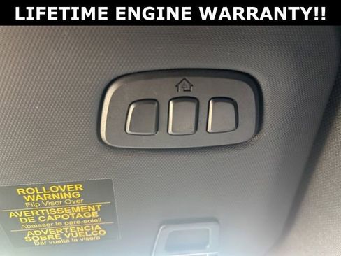 Used 2025 Ford Escape ST-Line Elite w/ Premium Technology Package image 33