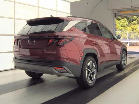 Used 2025 Hyundai Tucson SEL FWD image 4