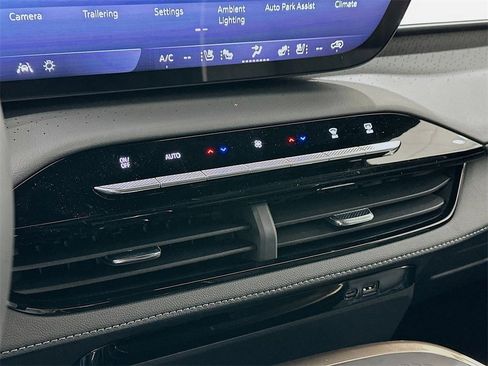 New 2026 Buick Enclave Avenir w/ Super Cruise Package image 16