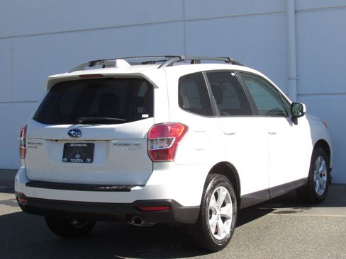 Used 2016 Subaru Forester 2.5i Limited AWD/4WD image 6