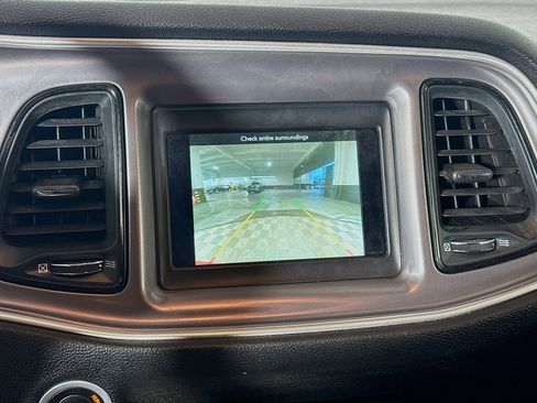 Used 2022 Dodge Challenger R/T w/ Blacktop Package image 19