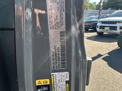Used 2022 Jeep Wrangler Unlimited Sport w/ Sun And Sound Package AWD/4WD image 18