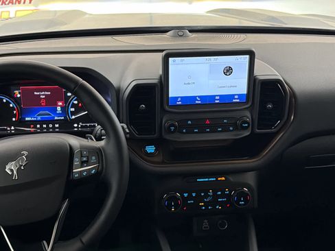 Used 2024 Ford Bronco Sport Badlands w/ Premium Package image 18