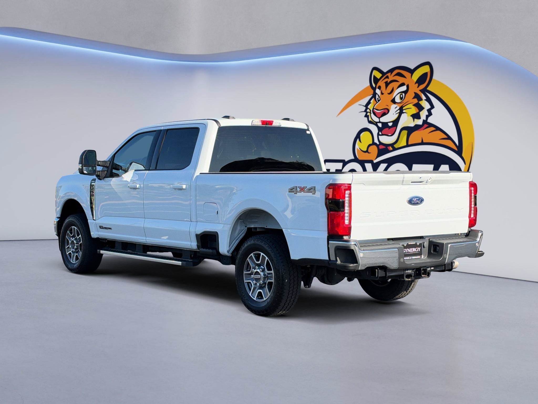 Used 2026 Ford F250 Lariat AWD/4WD image 6
