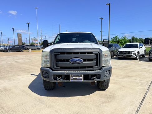 Used 2015 Ford F250 XL AWD/4WD image 2