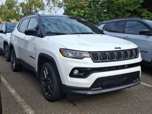 New 2026 Jeep Compass Limited image 3