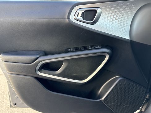 Used 2024 Kia Soul LX w/ Option Group 015 image 15