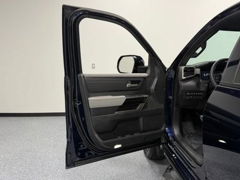 Used 2025 Toyota Tundra Limited w/ TRD Off-Road Package AWD/4WD image 11