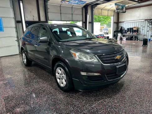 Used 2015 Chevrolet Traverse LS image 6