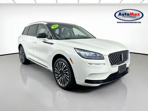 Used 2022 Lincoln Corsair Grand Touring image 1