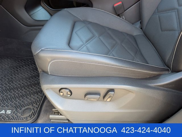 Used 2024 Volkswagen Atlas SE w/ Black Wheel Package FWD image 20