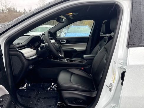 New 2026 Jeep Compass Limited image 14