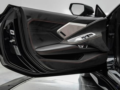 Used 2024 Chevrolet Corvette Z06 RWD image 94