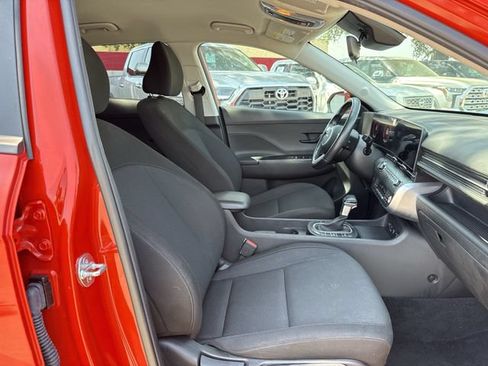 Used 2025 Hyundai Kona SEL FWD image 26