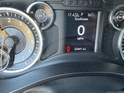 Used 2021 RAM 1500 Big Horn RWD image 19