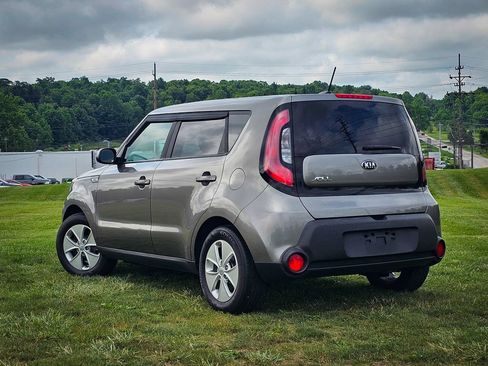Used 2016 Kia Soul FWD image 5