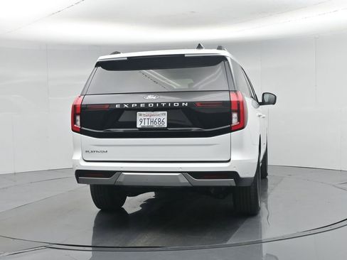 Used 2025 Ford Expedition Platinum AWD/4WD image 62