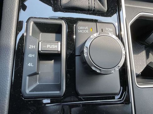 New 2026 Toyota Tundra Limited AWD/4WD image 41