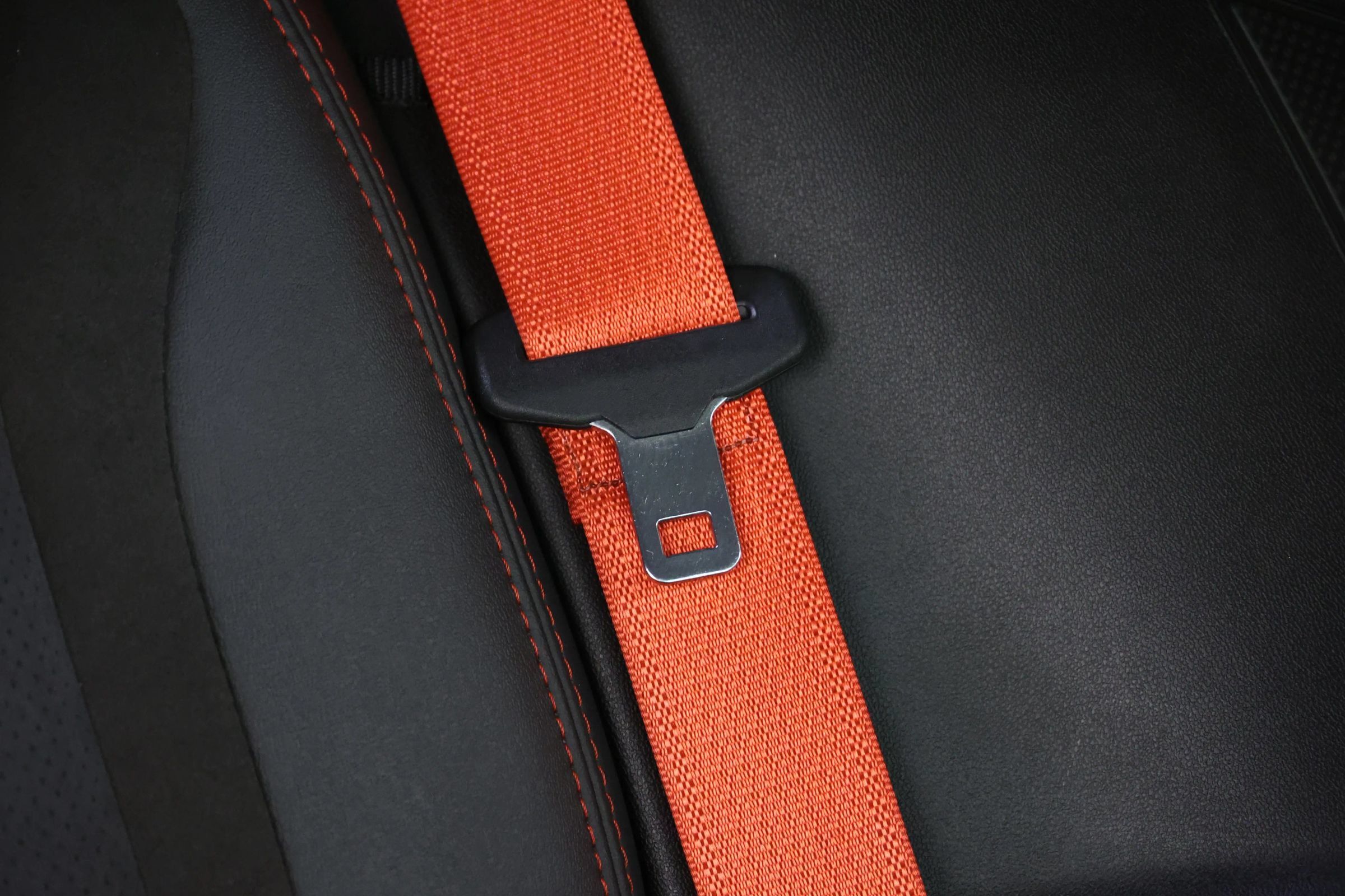 Used 2018 Chevrolet Camaro ZL1 RWD image 78
