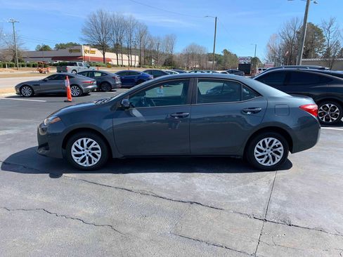 Used 2019 Toyota Corolla LE image 7