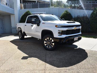 New 2026 Chevrolet Silverado 2500 Custom w/ Custom Value Package
