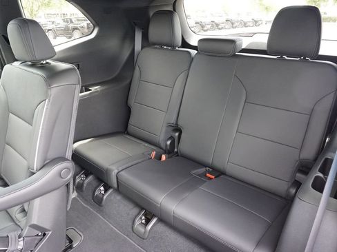 New 2025 Buick Enclave Preferred image 10