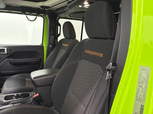 Used 2021 Jeep Gladiator Mojave image 18