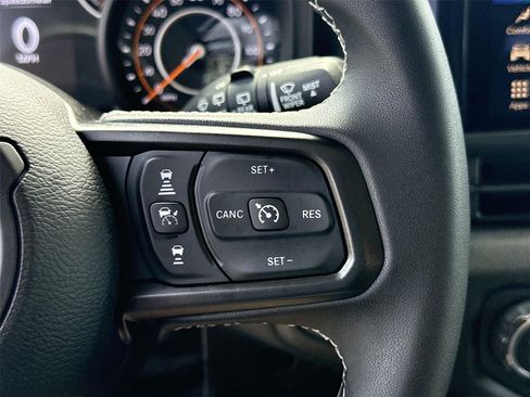 Used 2025 Jeep Wrangler Unlimited Sport AWD/4WD image 34