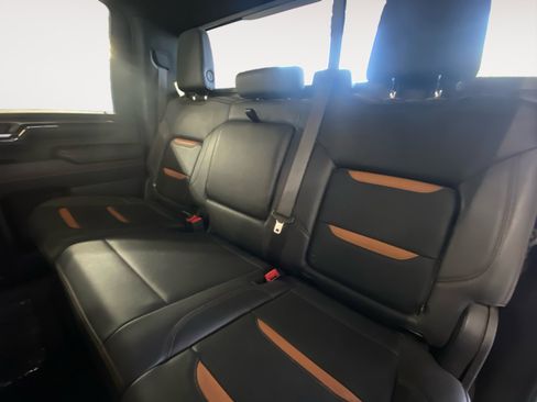Used 2024 GMC Sierra 2500 AT4 w/ AT4 Premium Plus Package image 24