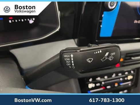 New 2026 Volkswagen Jetta SE FWD image 18