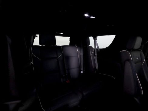 Used 2022 Cadillac Escalade ESV Sport image 15