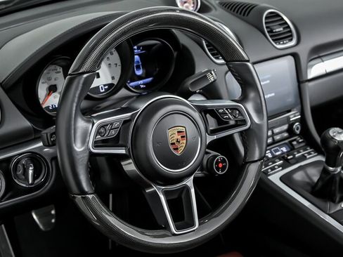 Used 2018 Porsche 718 Boxster S RWD image 18
