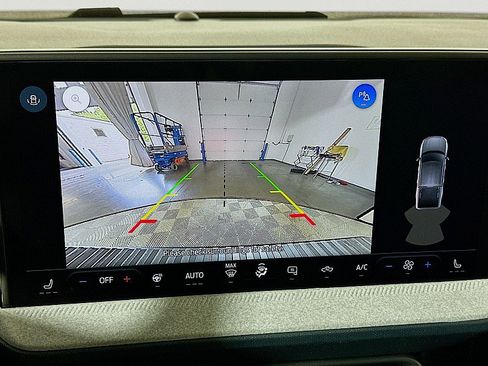 New 2025 Ford Maverick XLT w/ XLT Luxury Package image 13